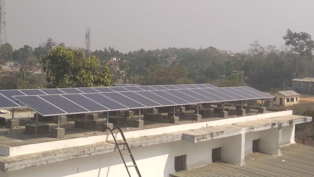 Solar array on the roof of an institutional building